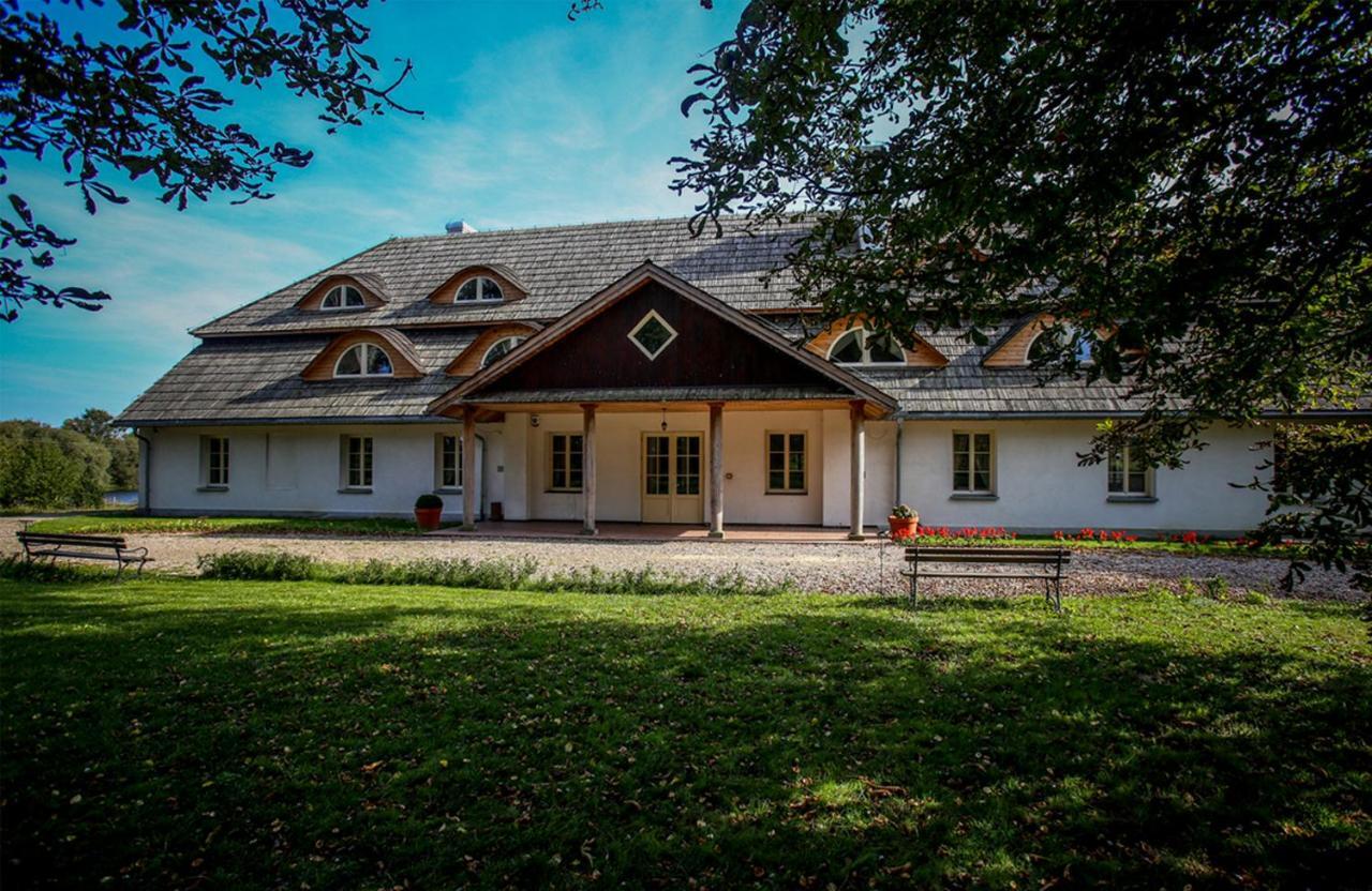 Dwor Strzyzew Bed and Breakfast Zelazowa Wola Εξωτερικό φωτογραφία